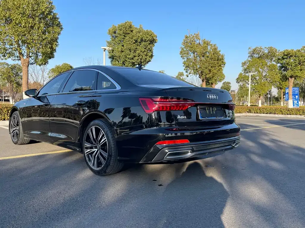 Audi A6L 2021 из CN, фото 6