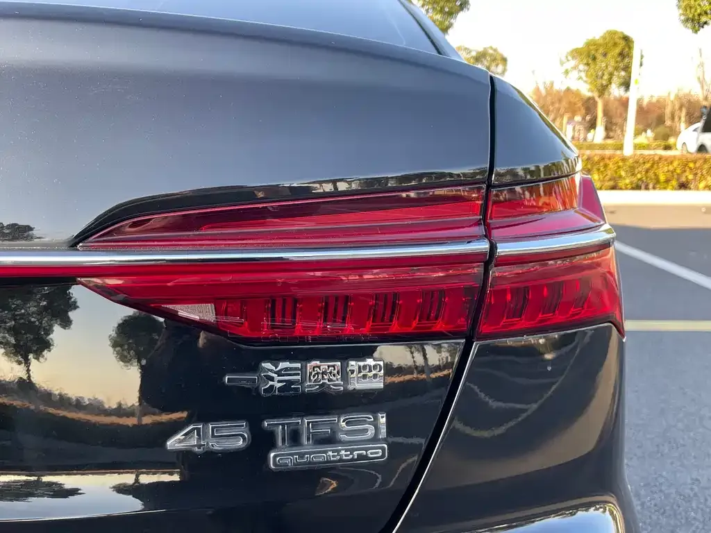 Audi A6L 2021 из CN, фото 3