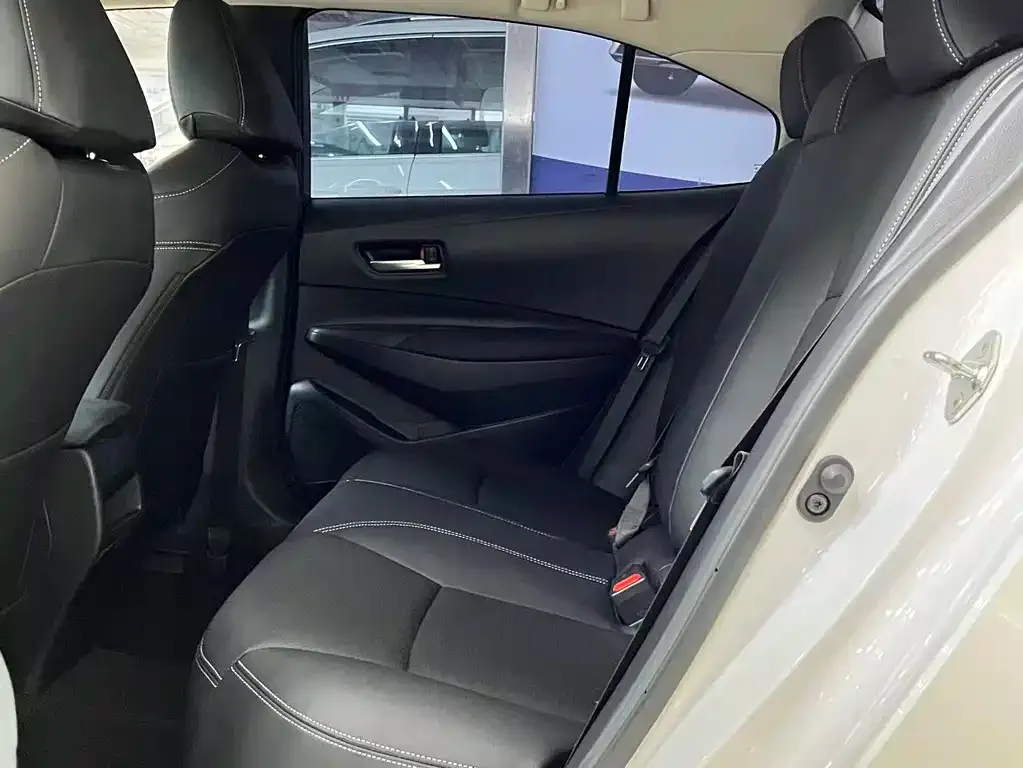 Toyota Corolla 2021 из CN, фото 10