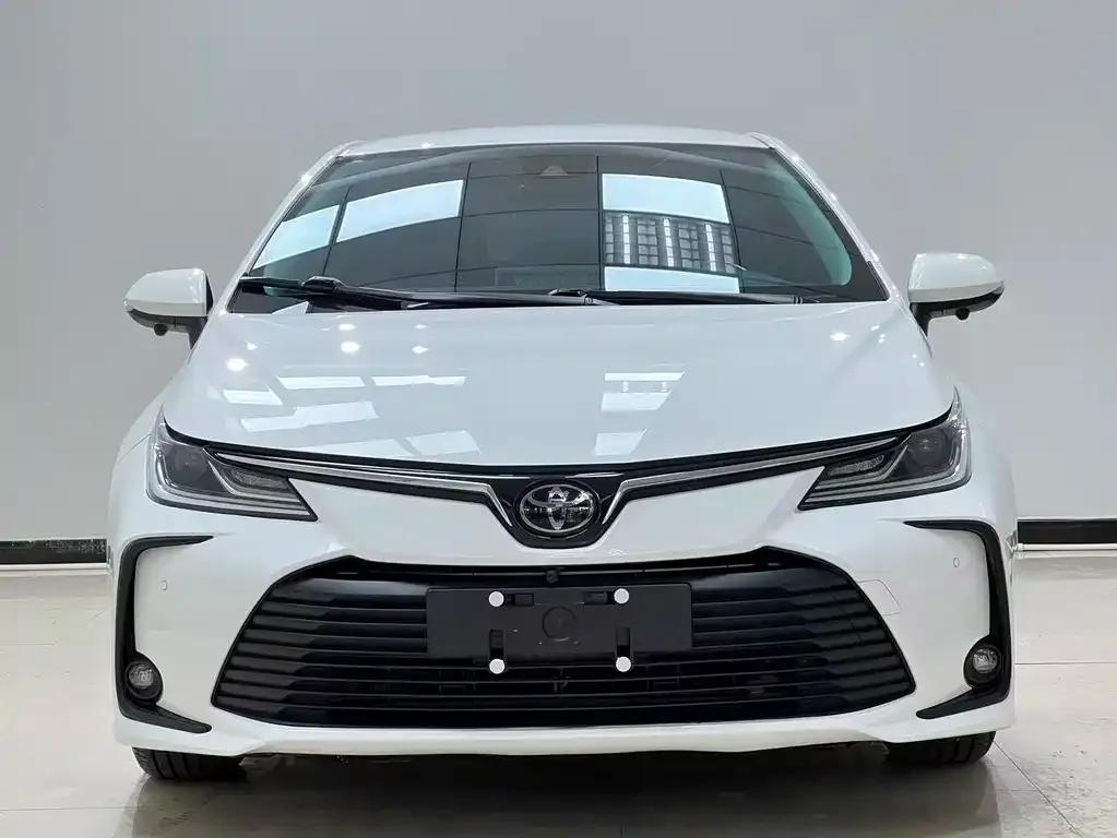 Toyota Corolla 2021 из CN, фото 2