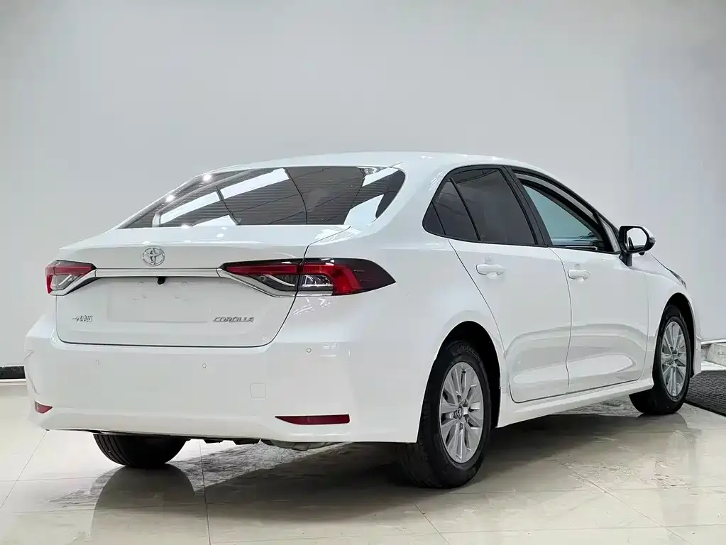 Toyota Corolla 2021 из CN, фото 4