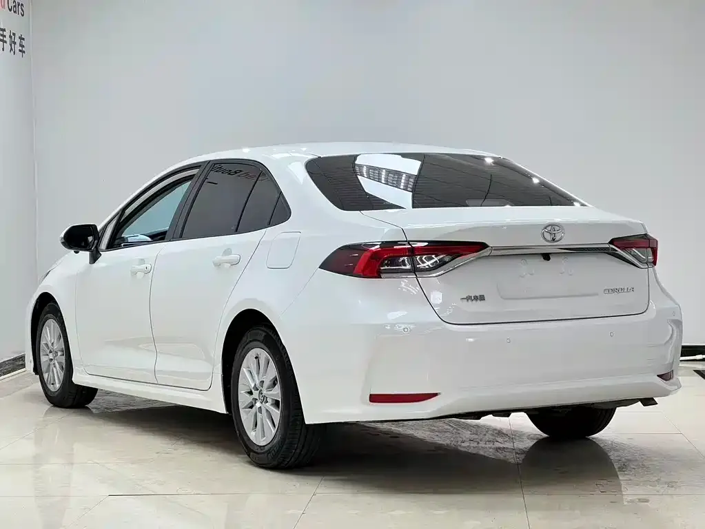 Toyota Corolla 2021 из CN, фото 6