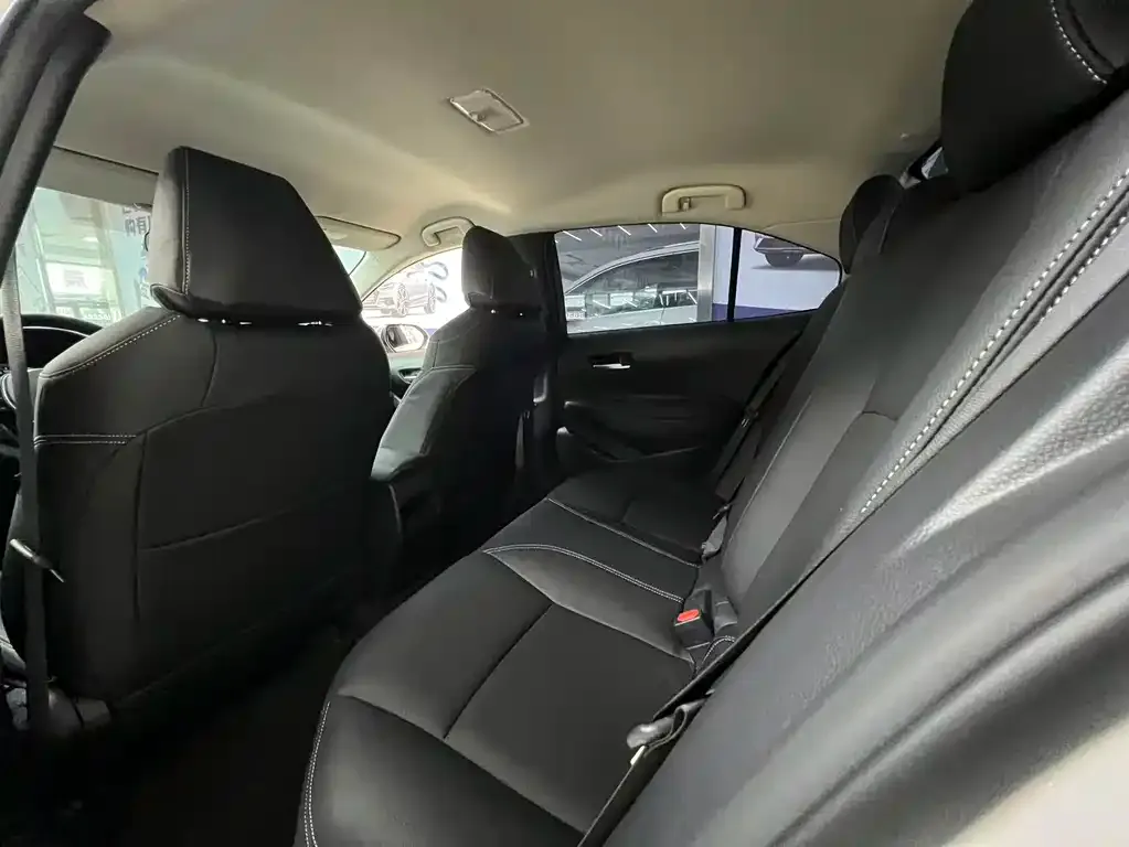 Toyota Corolla 2021 из CN, фото 7