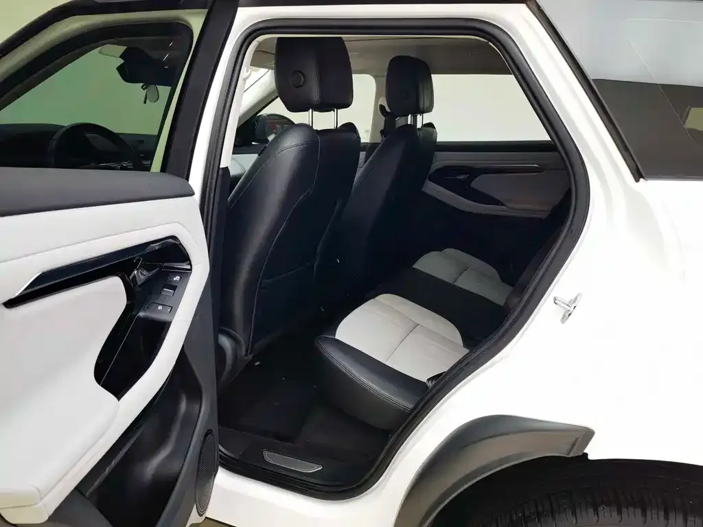 Land Rover Evoque — фото 6