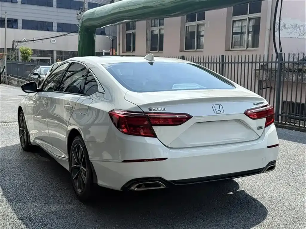 Honda Inspire — фото 5