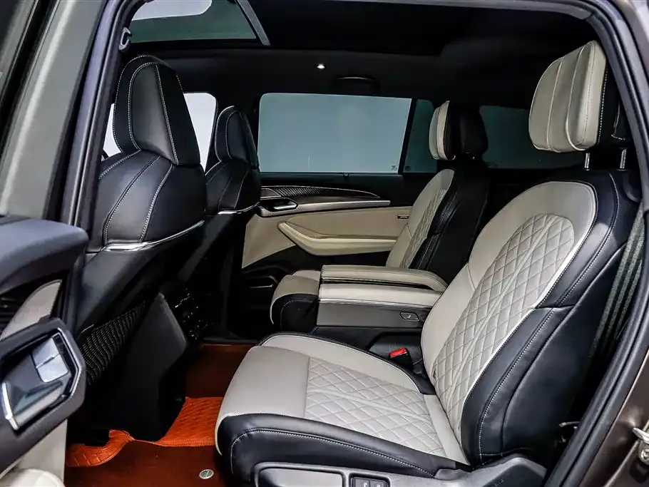 Audi Q6 2023 из CN, фото 9