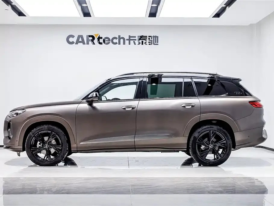 Audi Q6 2023 из CN, фото 7