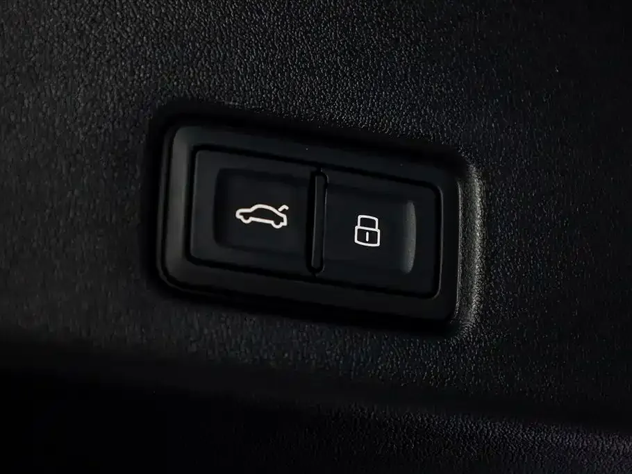 Audi Q6 2023 из CN, фото 6