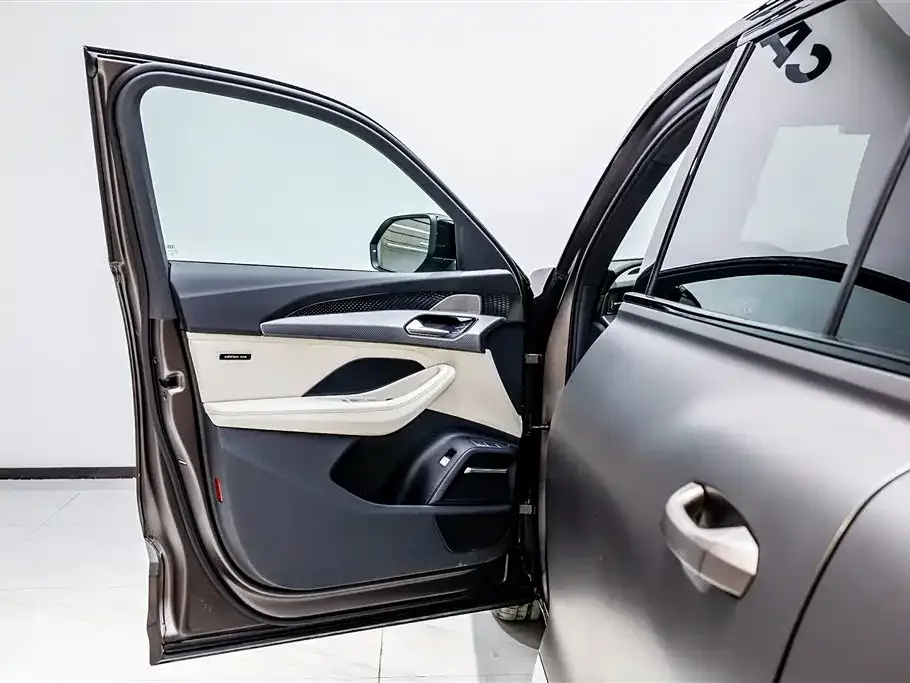 Audi Q6 2023 из CN, фото 8