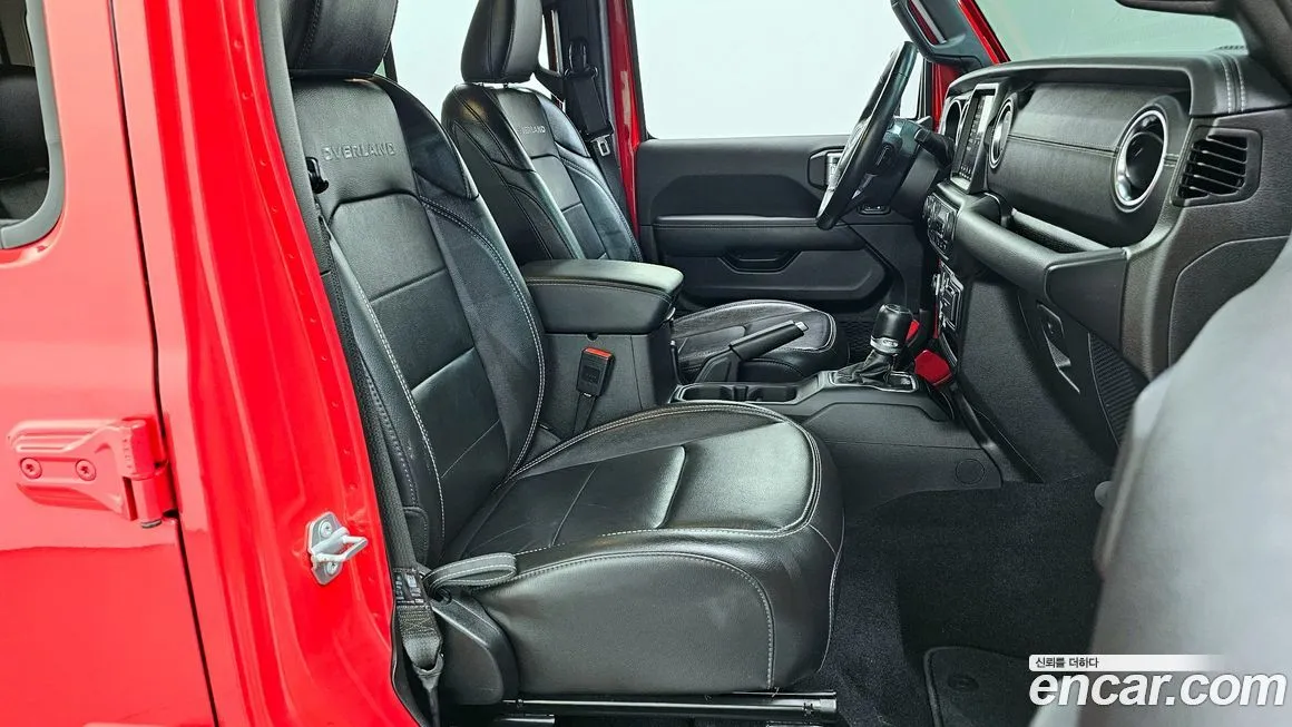 Jeep Wrangler 2023 из KR, фото 4