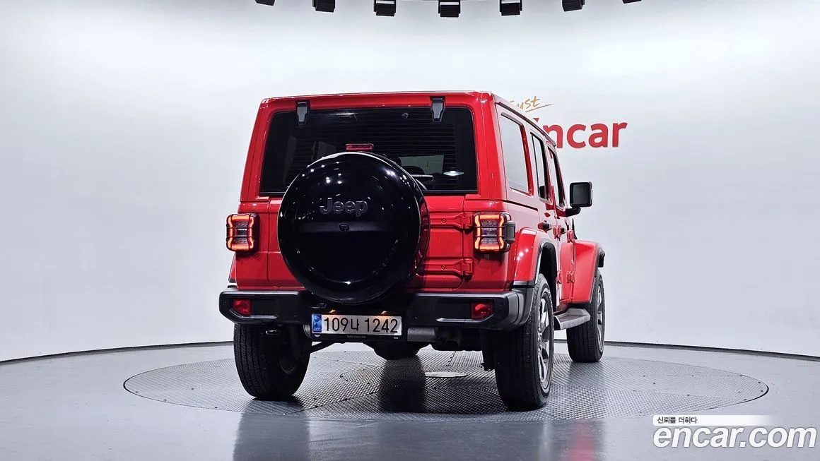 Jeep Wrangler 2023 из KR, фото 2
