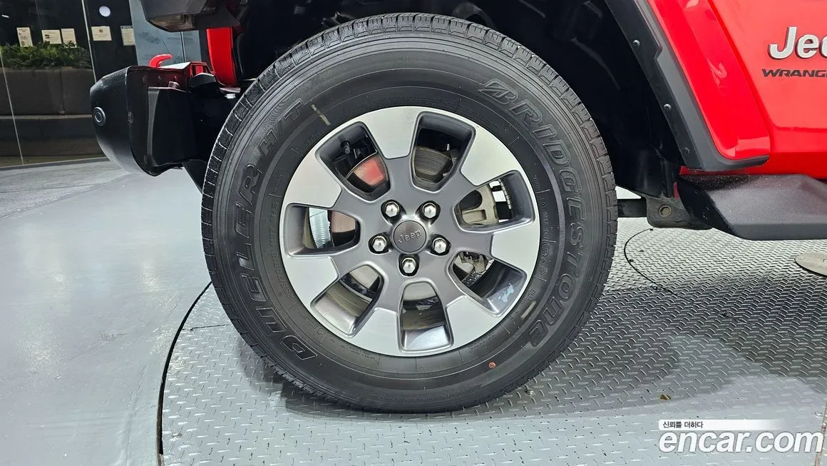 Jeep Wrangler 2023 из KR, фото 7