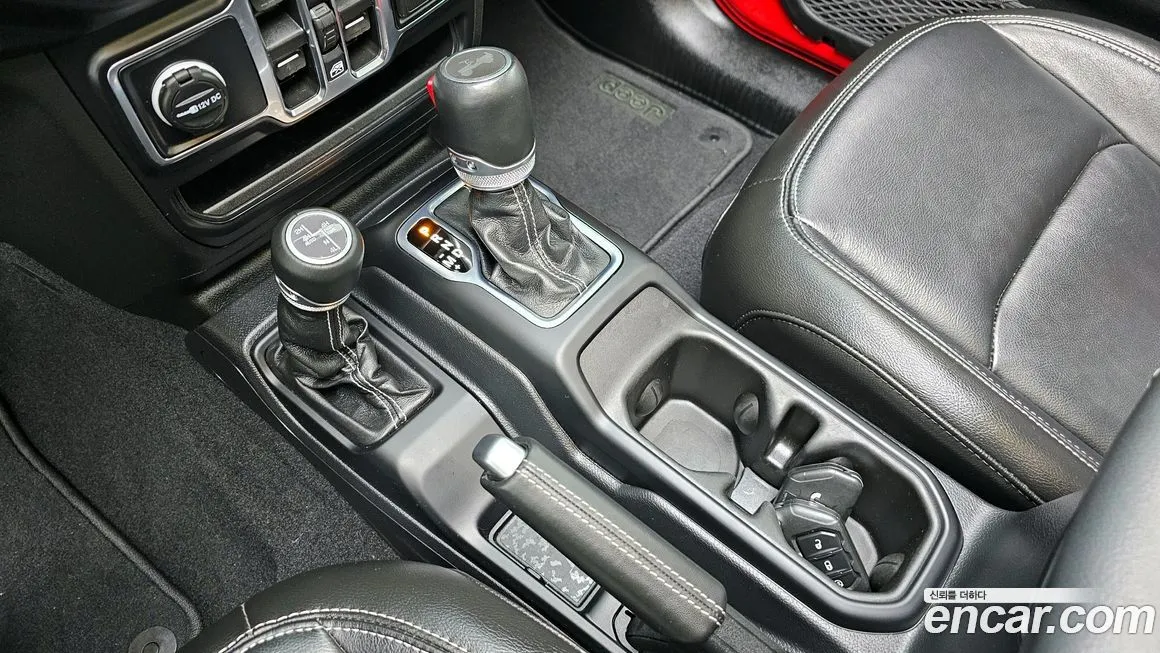 Jeep Wrangler 2023 из KR, фото 9