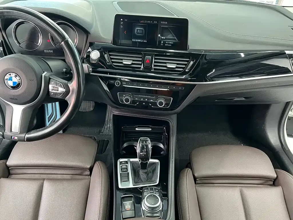 BMW 1 Series 2021 из CN, фото 9