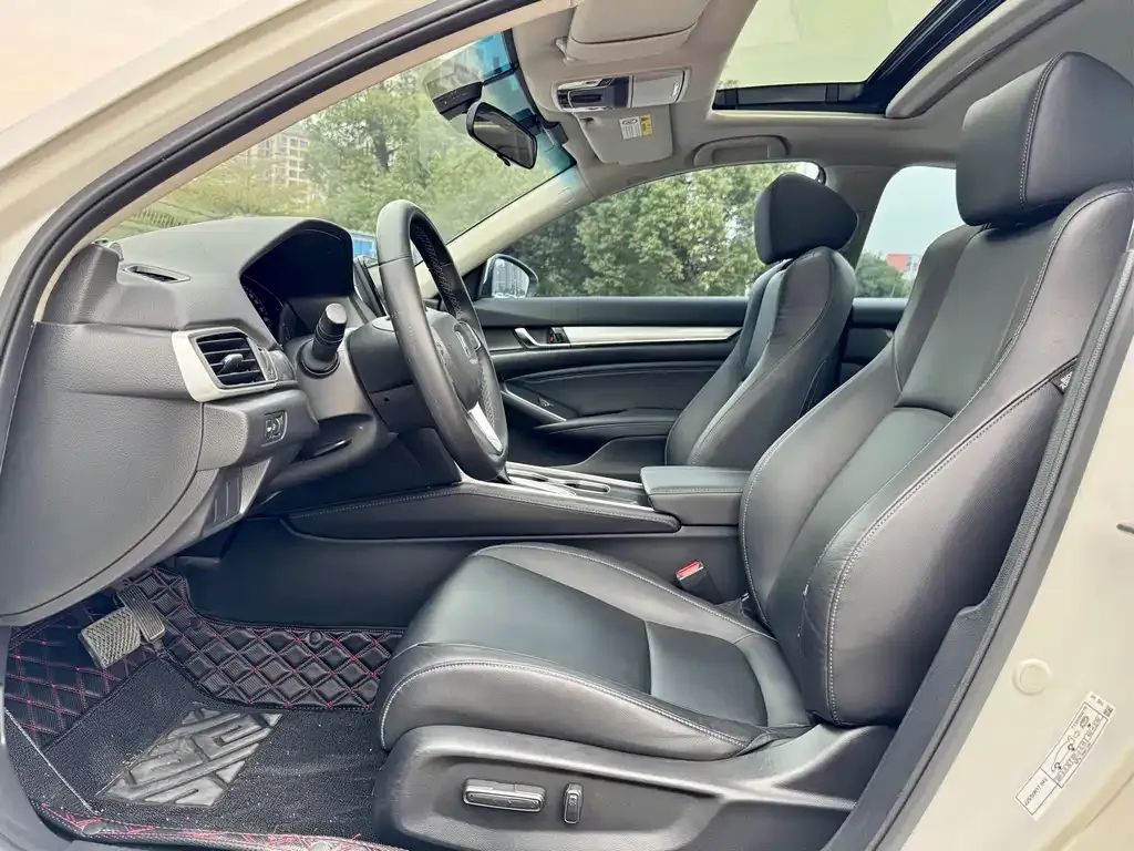 Honda Accord 2022 из CN, фото 10