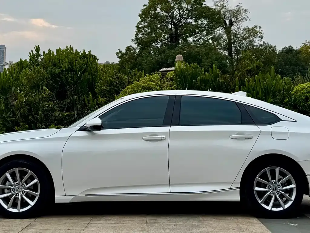 Honda Accord 2022 из CN, фото 7