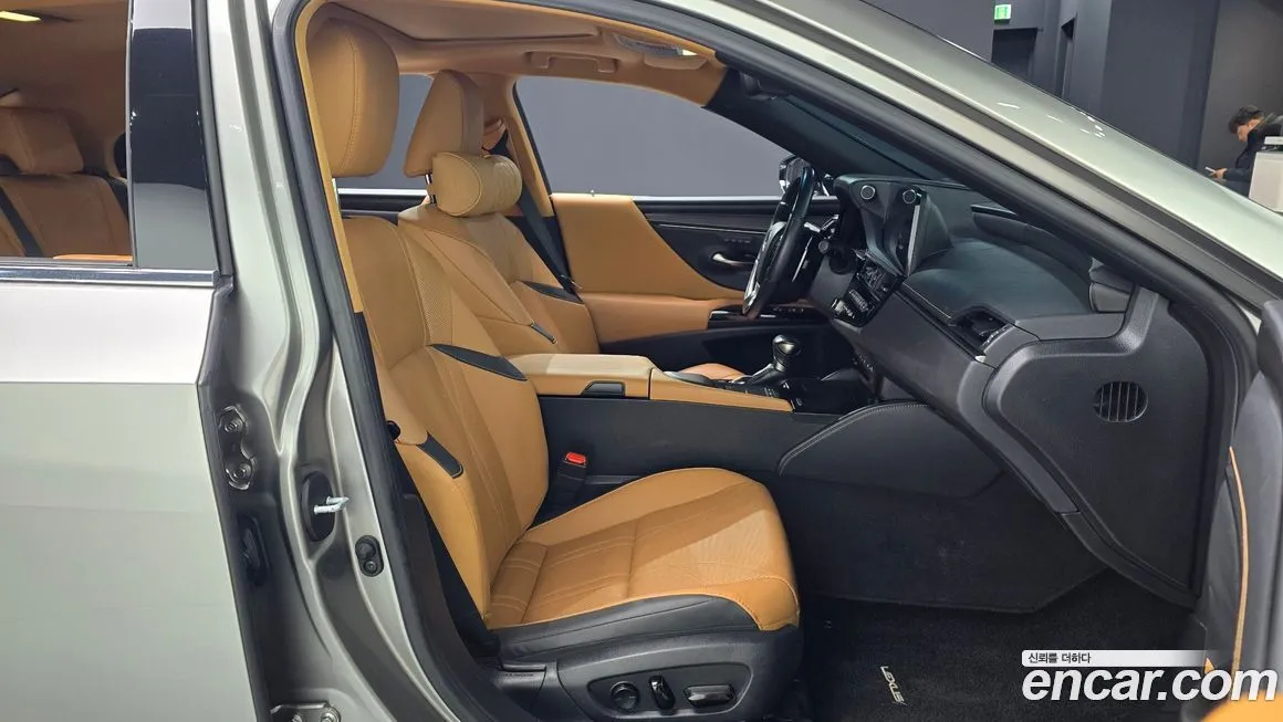 Lexus ES 2022 из KR, фото 10