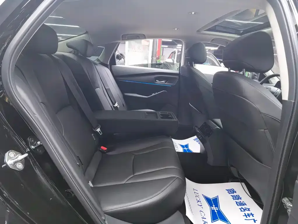 Honda Accord — фото 2