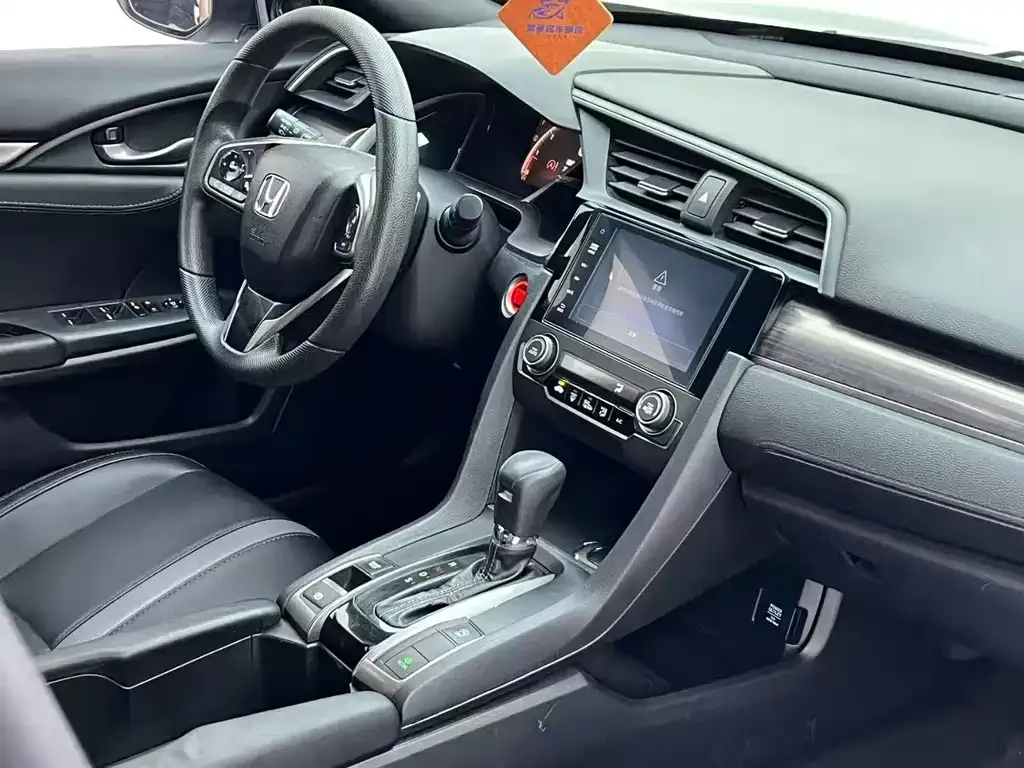 Honda Civic — фото 8