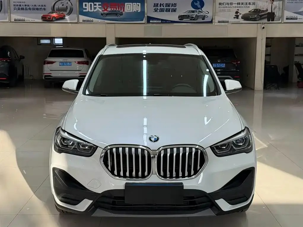 BMW X1 — фото 2