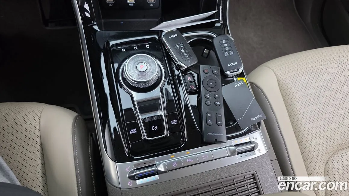 Kia Carnival — фото 4
