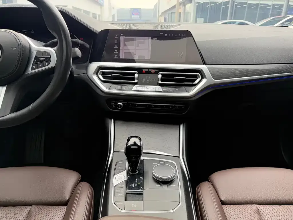 BMW 3 Series 2022 из CN, фото 7