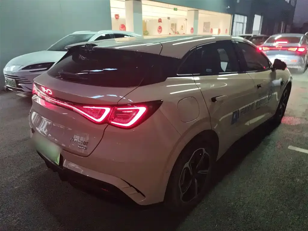 BYD Seal 06GT 2025 из CN, фото 9