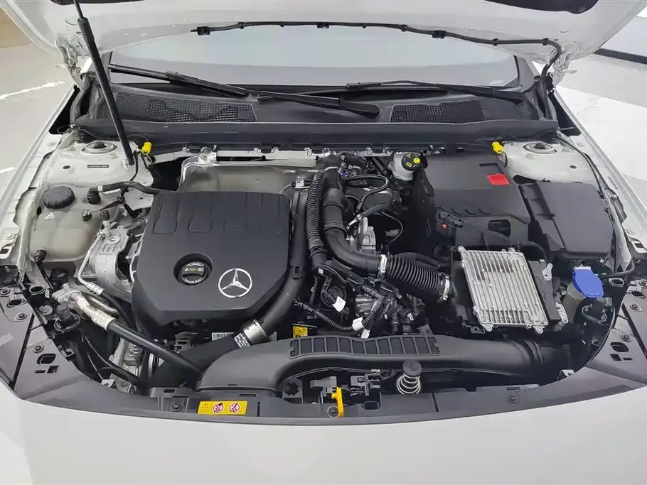 Mercedes-Benz A-Class — фото 10