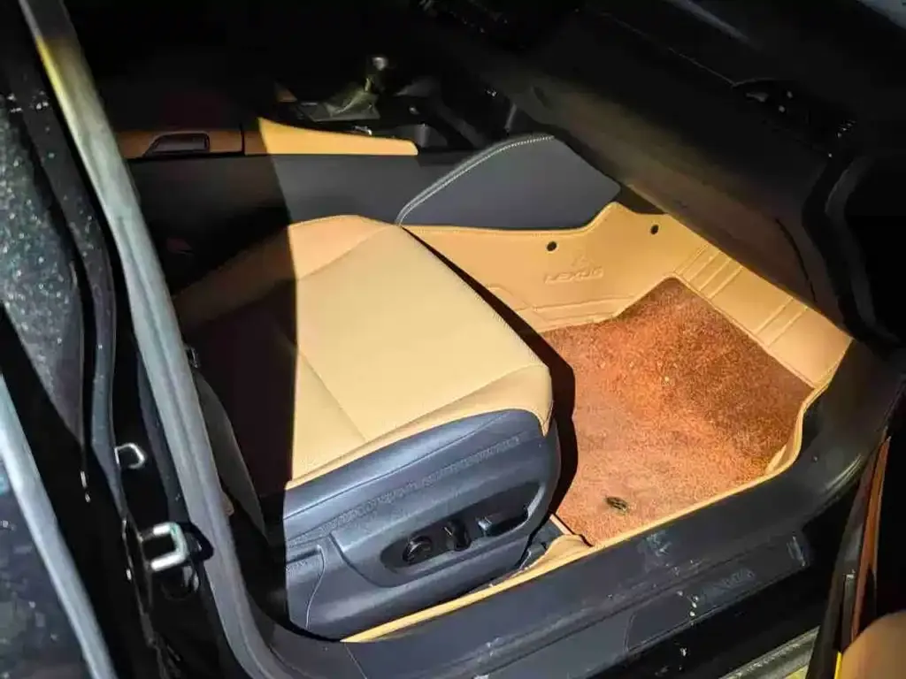Lexus ES 2023 из CN, фото 4