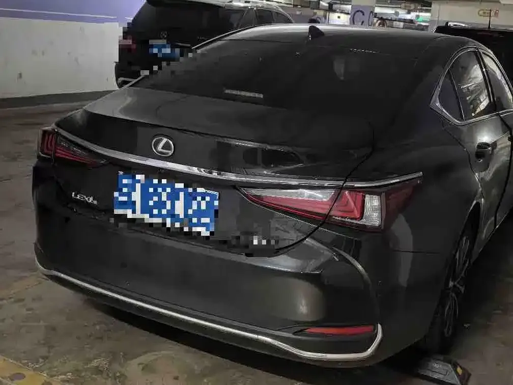 Lexus ES 2023 из CN, фото 3