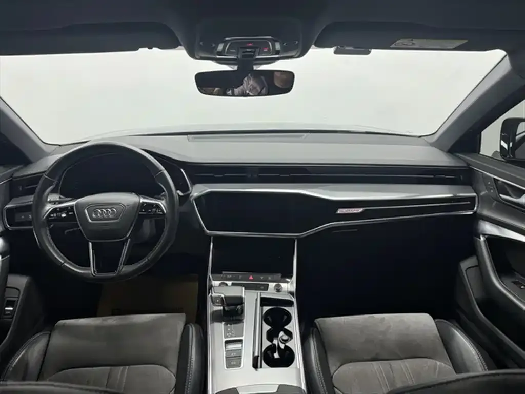 Audi A6L 2022 из CN, фото 5