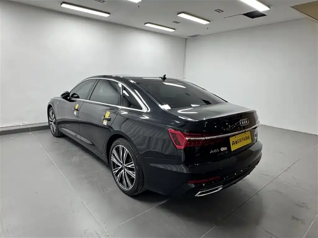 Audi A6L 2022 из CN, фото 8