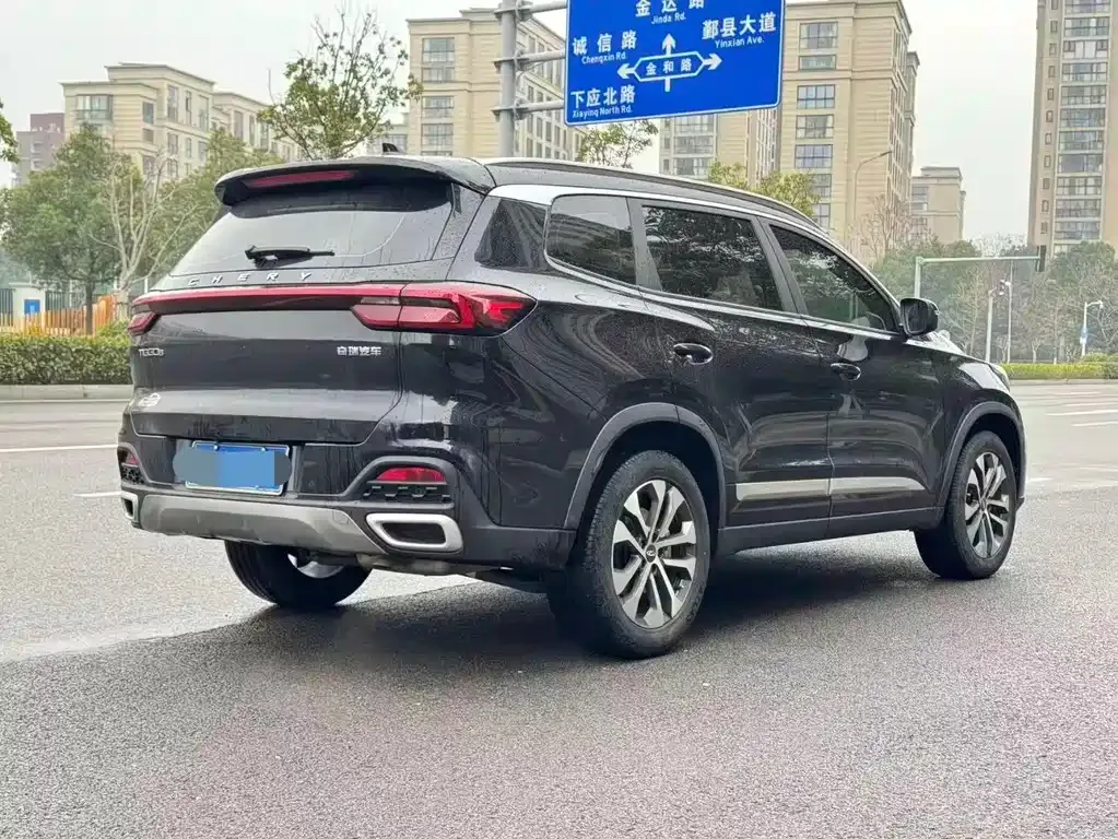 Chery Tiggo 8 — фото 7