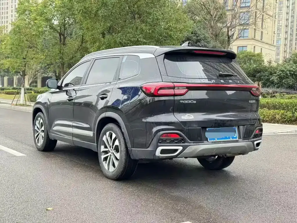 Chery Tiggo 8 — фото 4