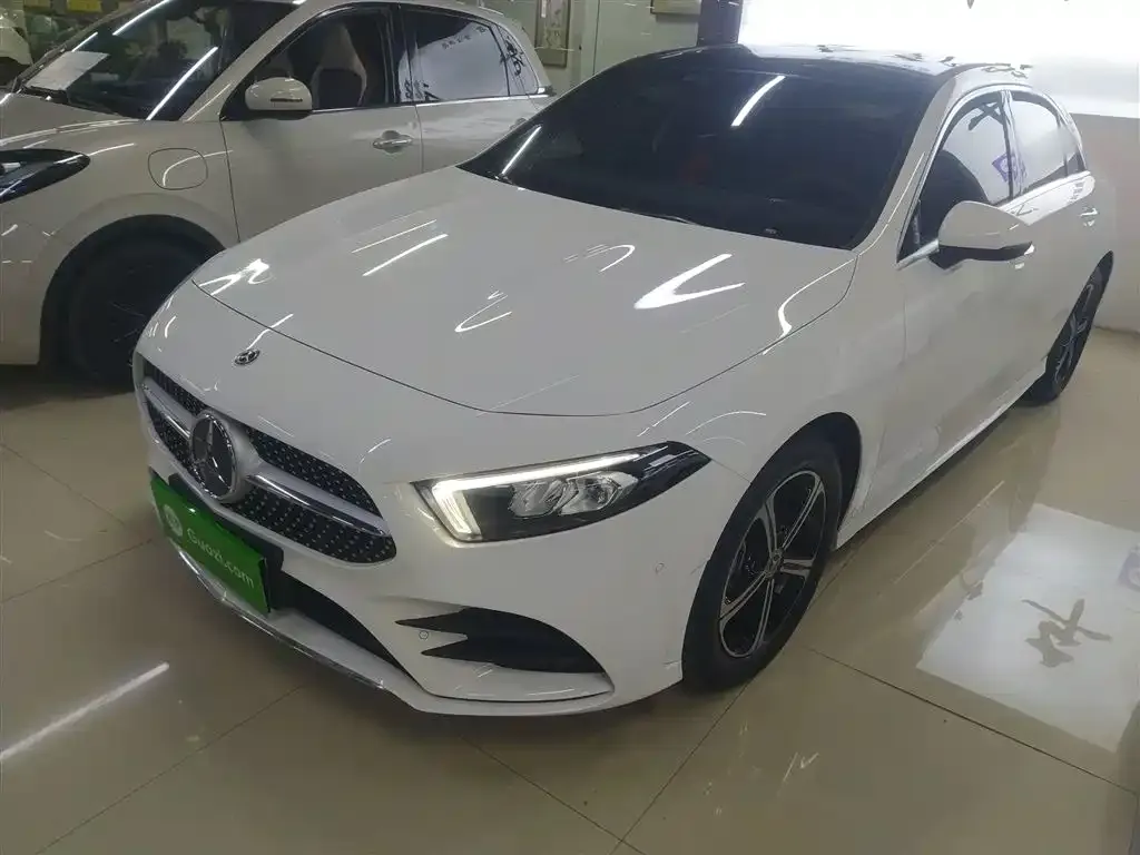 Mercedes-Benz A-Class 2023 из CN, фото 1