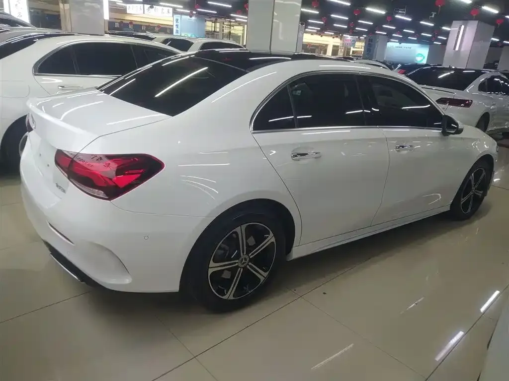 Mercedes-Benz A-Class 2023 из CN, фото 7