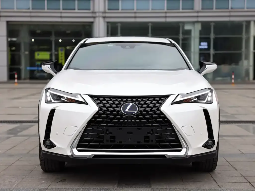 Lexus UX — фото 2