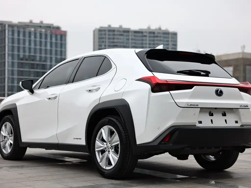 Lexus UX — фото 5