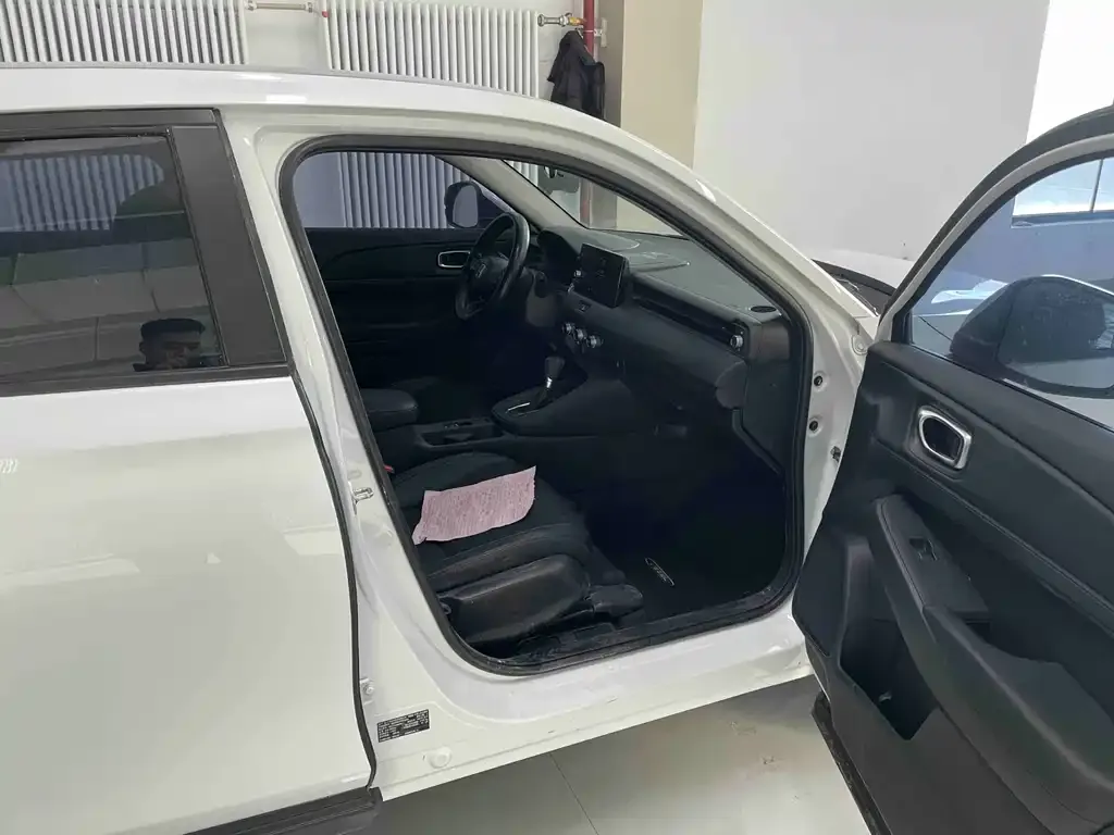 Honda Vezel 2023 из CN, фото 8