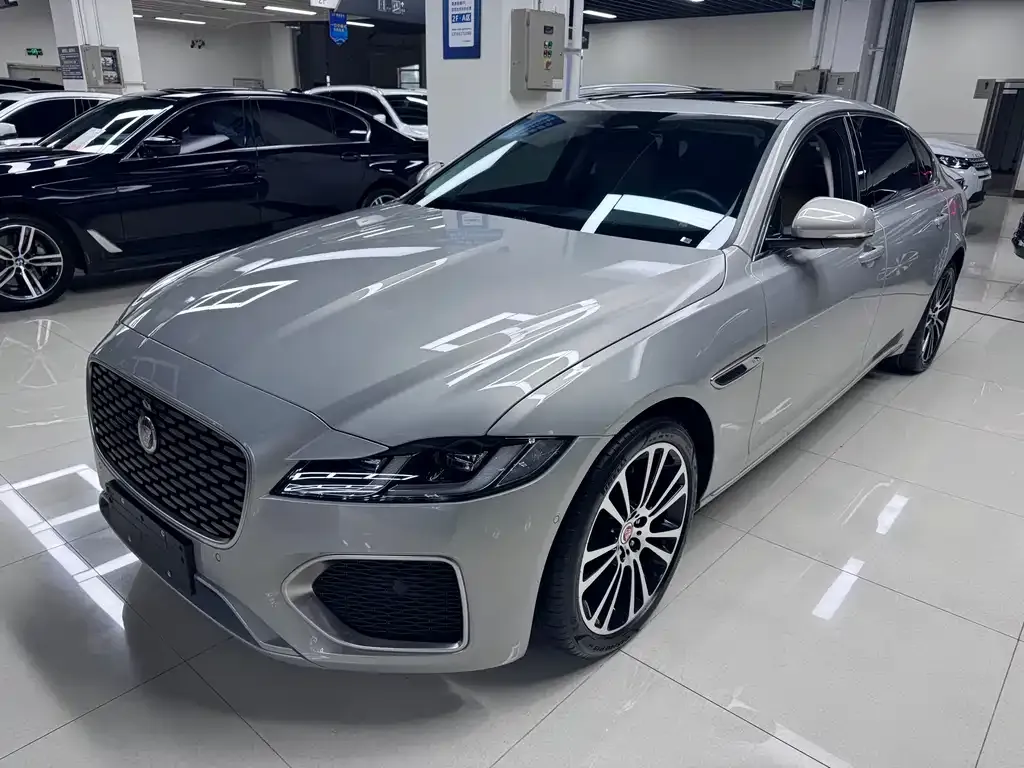 Jaguar XFL 2025 из CN, фото 1