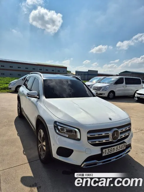 Mercedes-Benz GLB-Class — фото 2