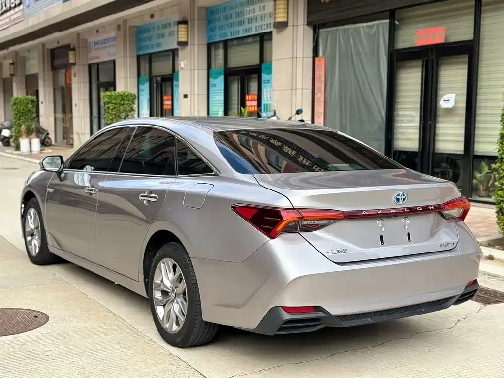 Toyota Avalon 2021 из CN, фото 7
