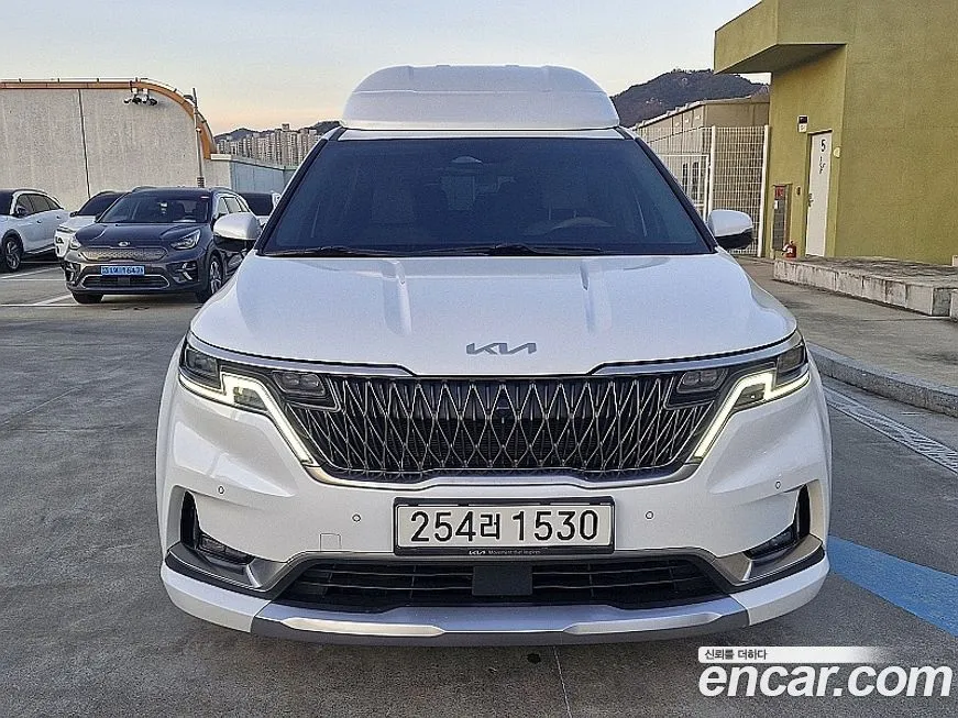 Kia Carnival — фото 1