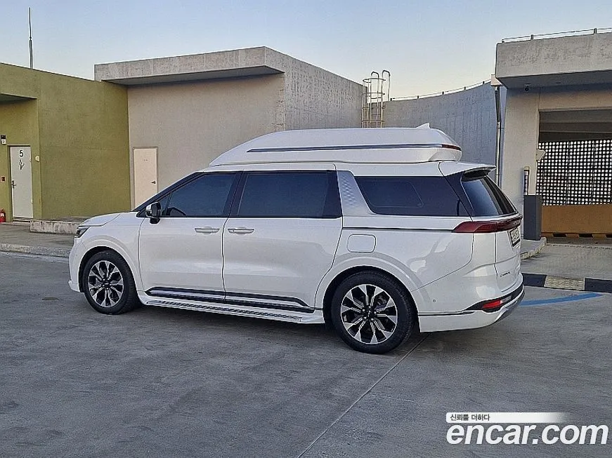 Kia Carnival — фото 5