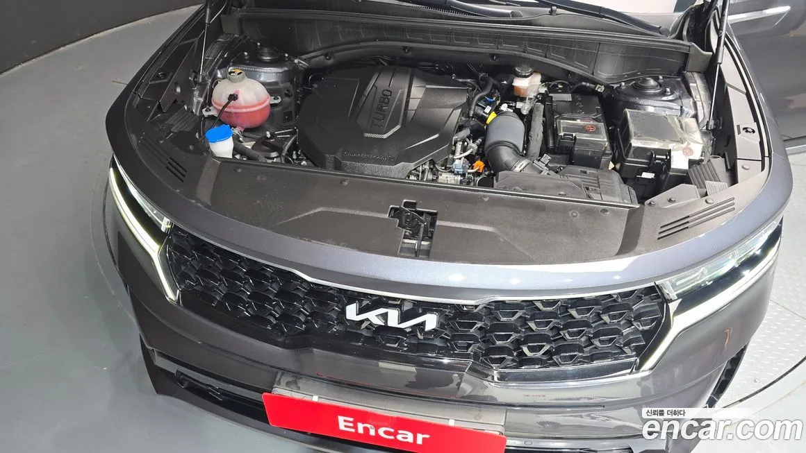 Kia Sorento — фото 7