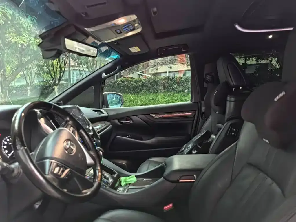 Toyota Vellfire 2021 из CN, фото 9