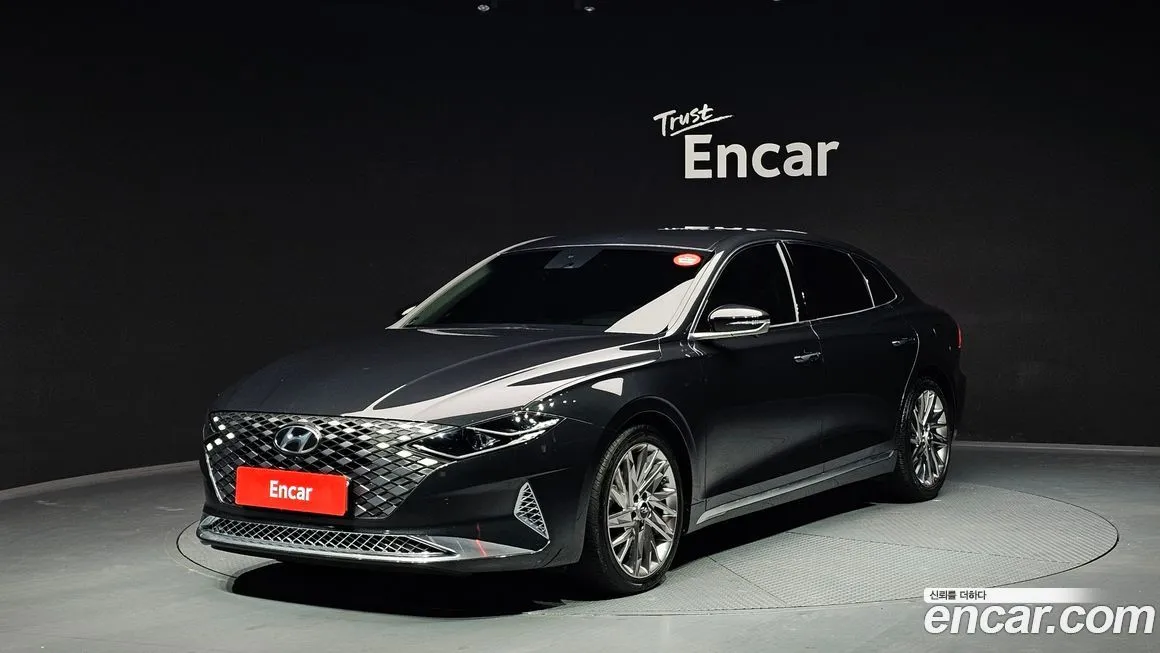 Hyundai Grandeur — фото 1