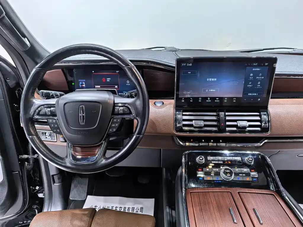 Lincoln Navigator 2023 из CN, фото 4