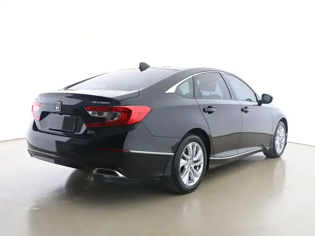 Honda Accord — фото 7