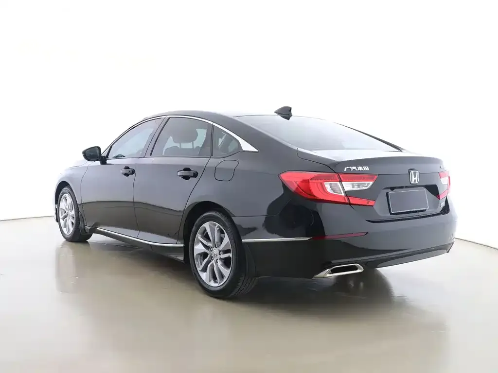 Honda Accord — фото 5